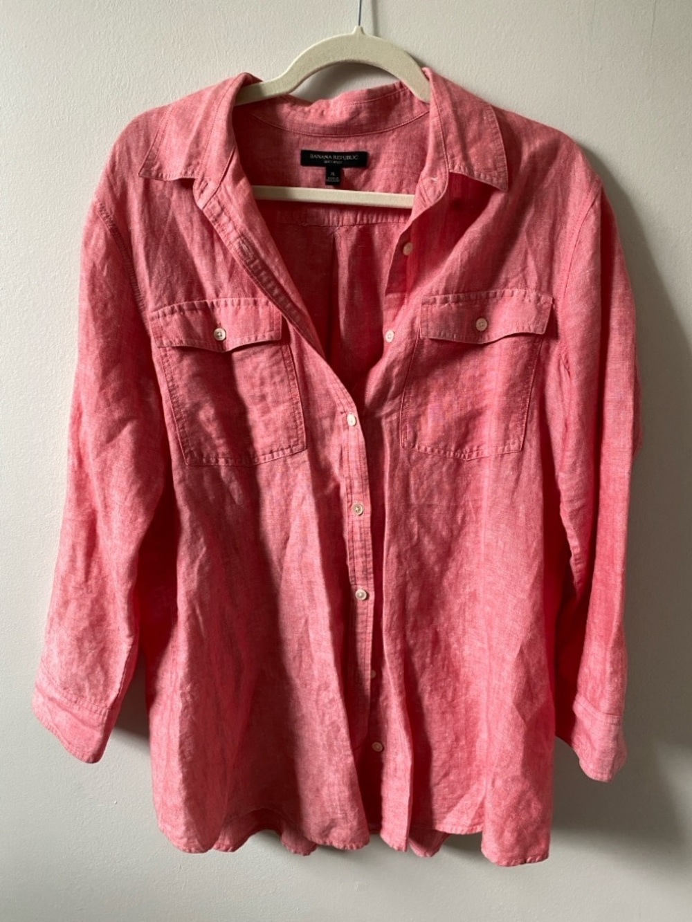 Banana Republic Linen Cotton Blend Button-Up Shirt in Soft Red Pink XL
